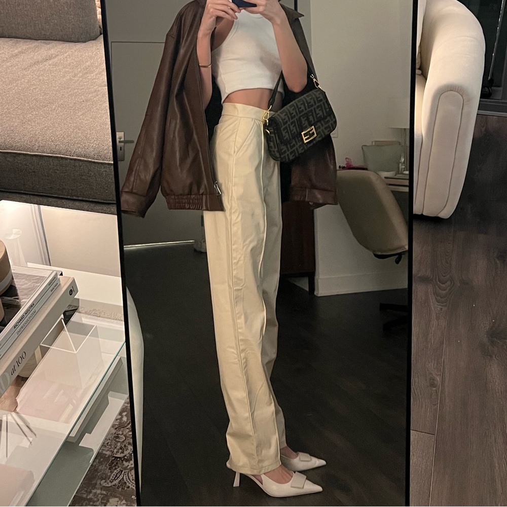 CREAM LEATHER LOOSE HIGH WAIST PANTS